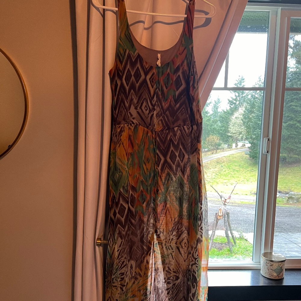 Nordstrom brand Willow&ClayXS maxi dress safari print
